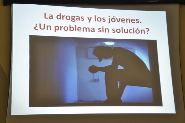 (1)Charla Taller Las drogas y los jovenes DSC_0059